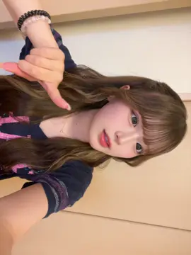 博多駅歩きよったら美容アンケートみたいなの18以上と思われて声かけられるけど普通にまだ18歳じゃないから対象じゃなくていつも気まずくなる#福岡 #ljk #07 