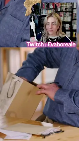 Comment ça mamie ?? #twitch #stream #react #amour #fyp 