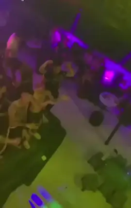 một đêm đi chơi bằng tháng đi lm ư