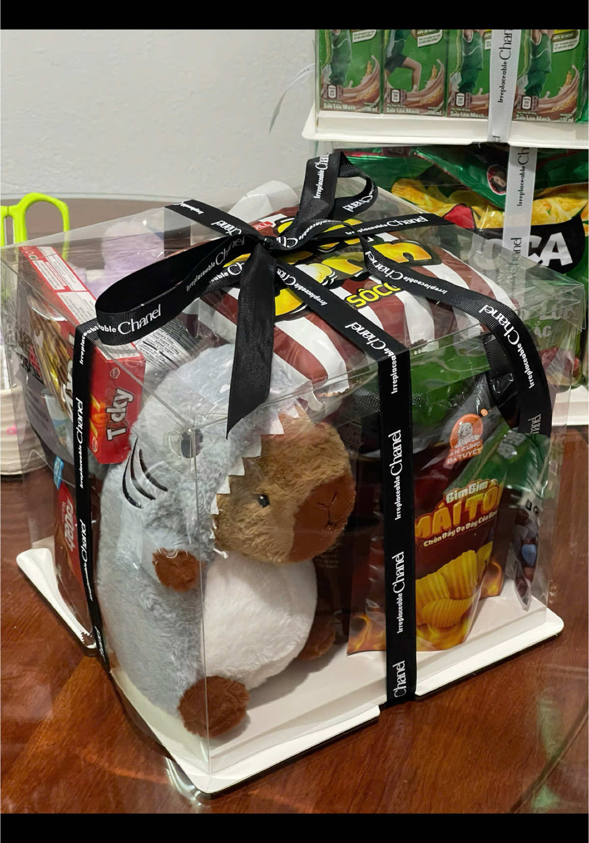 Capy này xinh qá ạ 🙈 #boxqua #hopquatrongsuot #dglinh #shiptoanquoc #hopquabanhkeo #hopmicatrongsuot #dglinh1012 #dglinhhoaxinh #quoctethieunhi #quoctethieunhi #bacninh99 #tuson #quatangsinhnhat #hopmica #hopqua #bacninh 