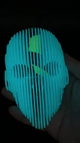 3D printing skulls glowing in the dark looks so cool#3dprinting #3dprintingtips #skulls 