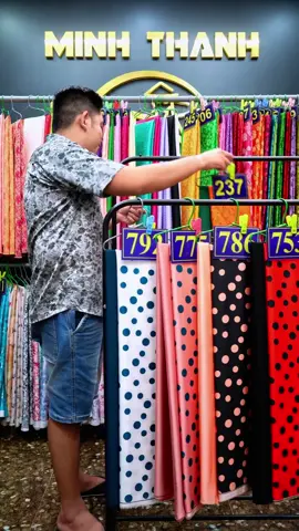 Gấm Tơ Tằm  - Bộ Sưu Tập Bi #mayaodai#u30#vaigam#vaiaodai#thinhhanh#xuhuongtiktok #vải