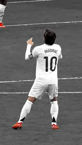 وداعـــاً مودريــتــش .......💔🥀 #تيم_العراق 🇮🇶🫡 #لوكا_مودريتش  #ريال_مدريد  #realmadrid  #modric  #يارب_يصعد_الفيديو_ 🤲