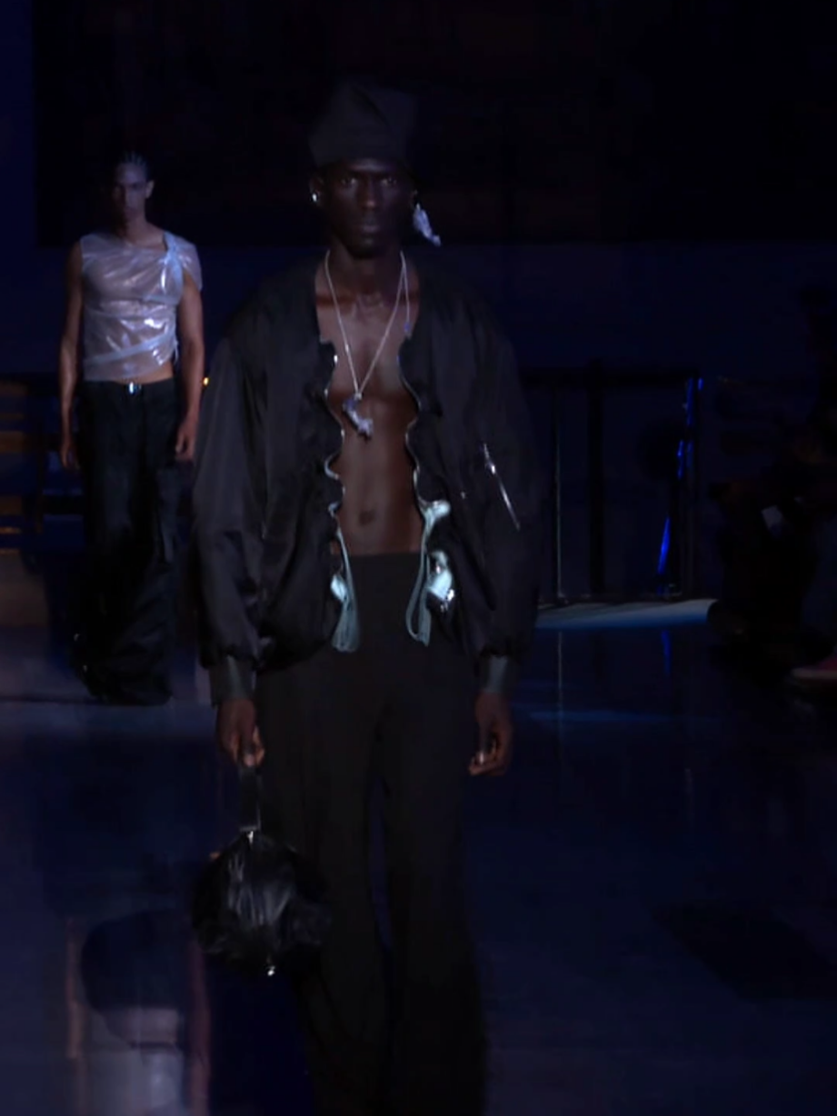 WOOYOUNGMI SS 2024 Paris #parisfashionweek #fashion #moda #models #fashionshow #men #modeling 