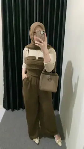 Aku spil d sini ya🤍#inspirasiootd#ootdfashion#fyp  