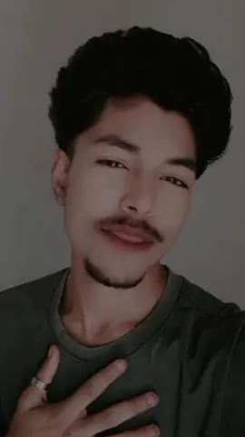 dekhte hi mujhko tujhse Pyar hogaya ,,,,, jhuto ke trend follow kart bani ho ta comment me Jake mat puxiya lagin ke ha ok  #goviral  #⚠️  #fyp  #muser  #birgunjmuser 