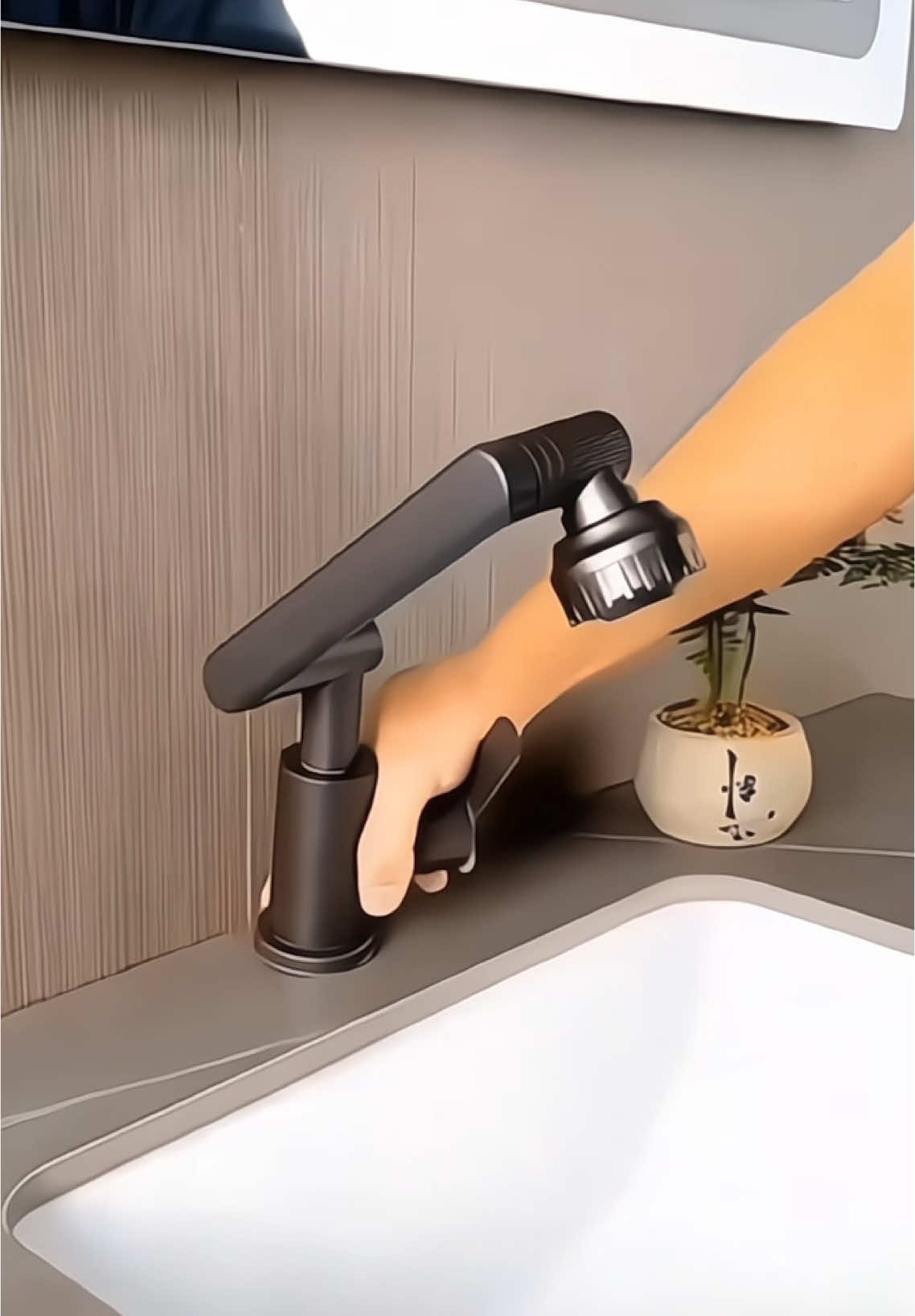 Vòi Rửa Mặt Rửa Bát Cắm Chậu Lạnh Đơn Xoay 720 Innox 304#thinhhanh #xuhuong #giadungtienich 