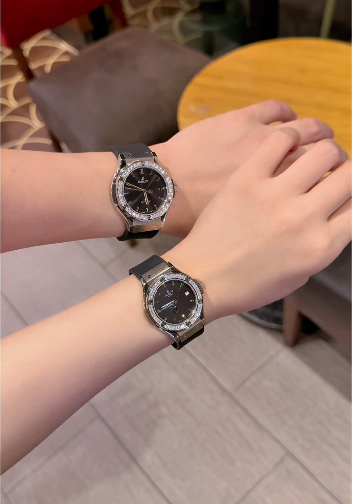 Mẫu đôi siêu hot cho ace đây😍⌚️#donghodep #donghonuxinh #phudongho #xuhuongtiktok2025❤️🌈✔️ 