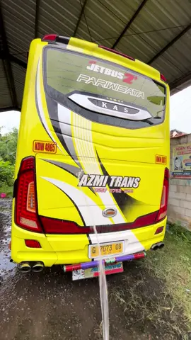 Kebersihan sebagian dari Iman🥰🥰 Reservasi : 📞+62 895-8089-18070 #official_azmitrans #azmitranspariwisata #sewabuspariwisata #wonderfulindonesia #padahariini 