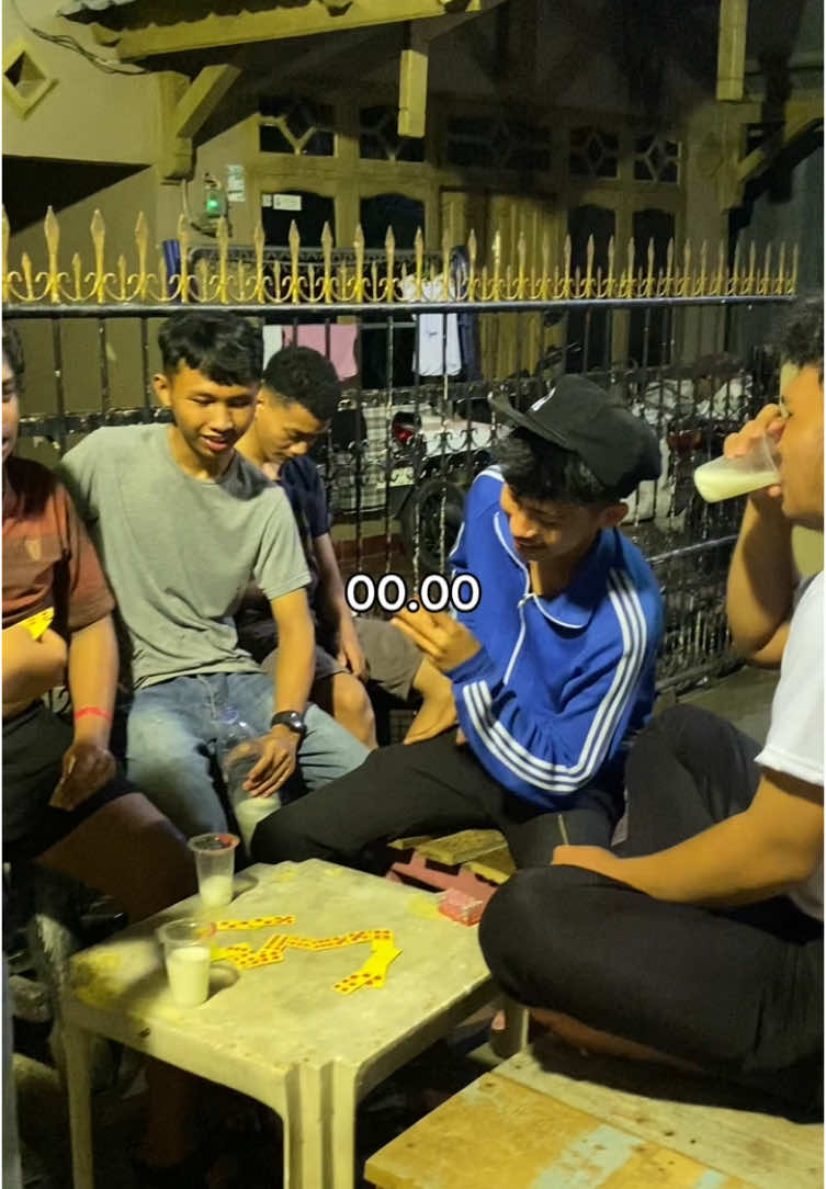 jam-jam rawan memang jam begini tawwa saya kurasa.
