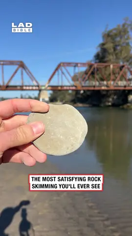 That was smooth 😮‍💨 (🎥: ViralHog) #ladbible #satisfying #oddlysatisfying #asmr #rockskipping