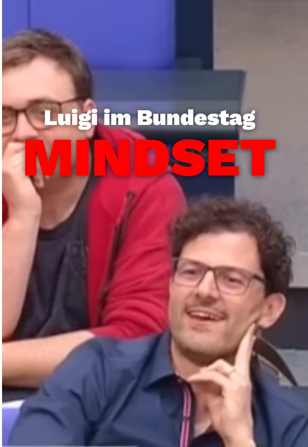 Luigi im Bundestag Mindset 😂  Zwischenrufe wenn die Faschisten wieder populistischen quatsch erzählen 🙄  #bundestag #dielinkeimbundestag #fcknzs #fckafd #mindset #dielinkemindset 