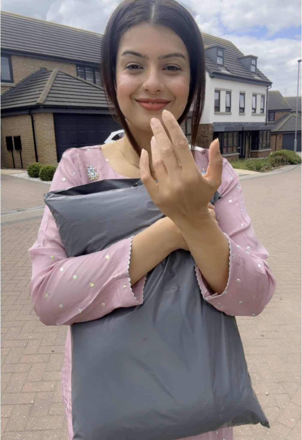 Beautiful Eid dresss by @LaBelle by IBRAHIM ❤️ #eidoutfit #eiddress #grwm #motivation #pakistan #suit 