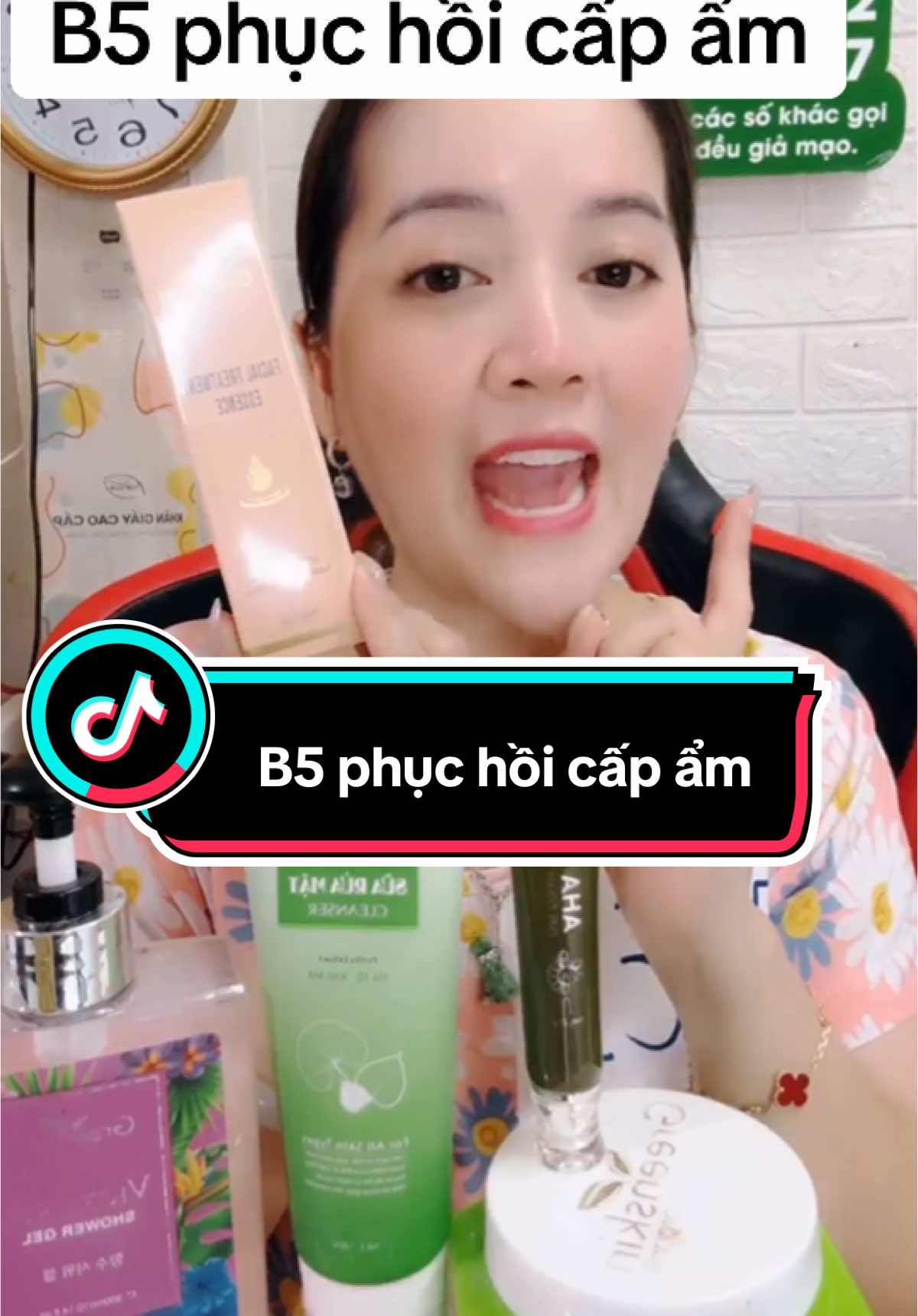 Nước dưỡng B5 phục hồi cấp ẩm#hongloan #myphamhongloan #hongloanvulinh #xuhuongtiktok 