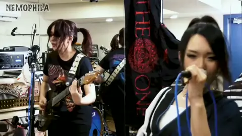 Megitsune cover by NemophilaFrom Babymetal@nemophila_band #babymetal #megitsune #covergirl #cover