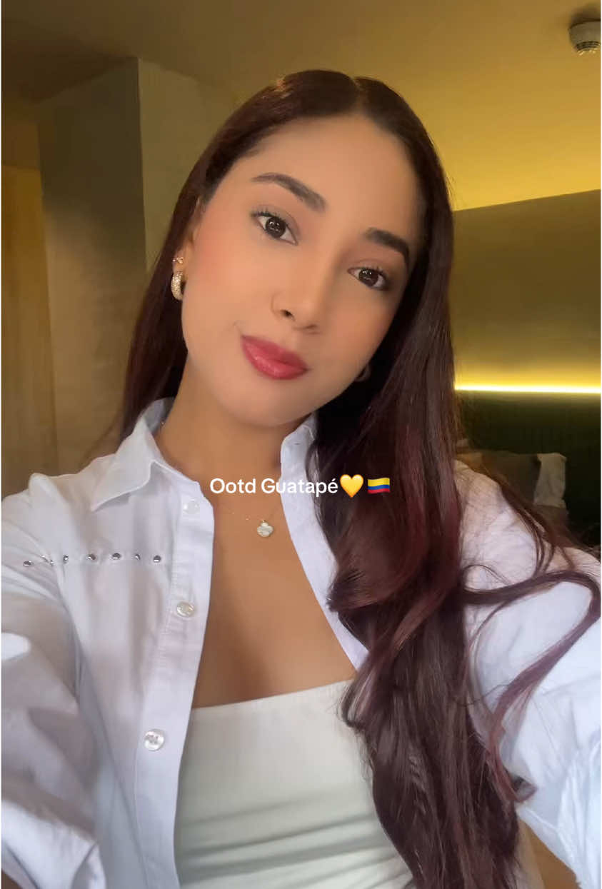 💛🇨🇴 #fyp #fypシ゚ #fyñシ゚viral #parat #paratii #paratiiiiiiiiiiiiiiiiiiiiiiiiiiiiiii #colombia #colombiana #guatapecolombia 