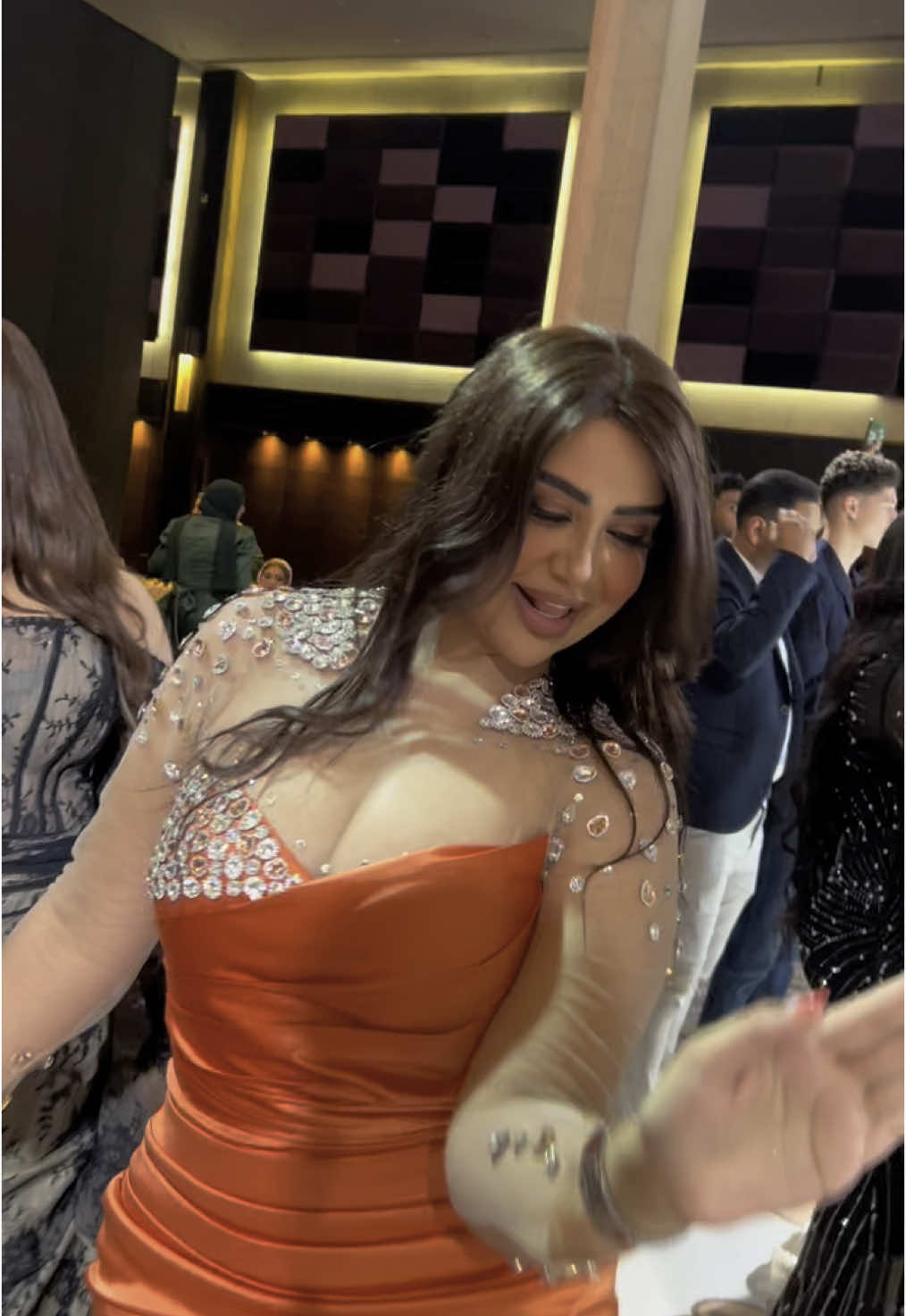 اخوات العروسة 🫶🏻 #fyp #wedding #tiktok #explore #viral #فرح 