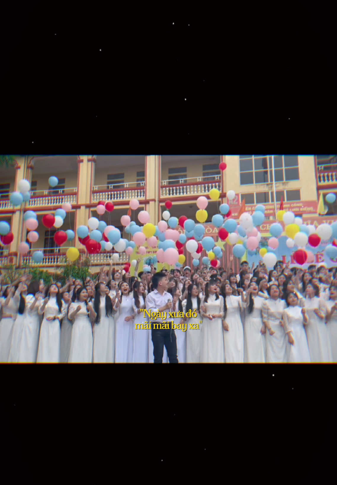 Lễ trưởng thành 🎓 Vậy là chính thức kết thúc 3 năm cấp 3. Thời học sinh khép lại gói gọn trong 1 ngày ❤️ (23/05/2025)  #viral #thanhxuan #letruongthanh #tuoihoctro #THPTBinhSon #xuhuong👑 