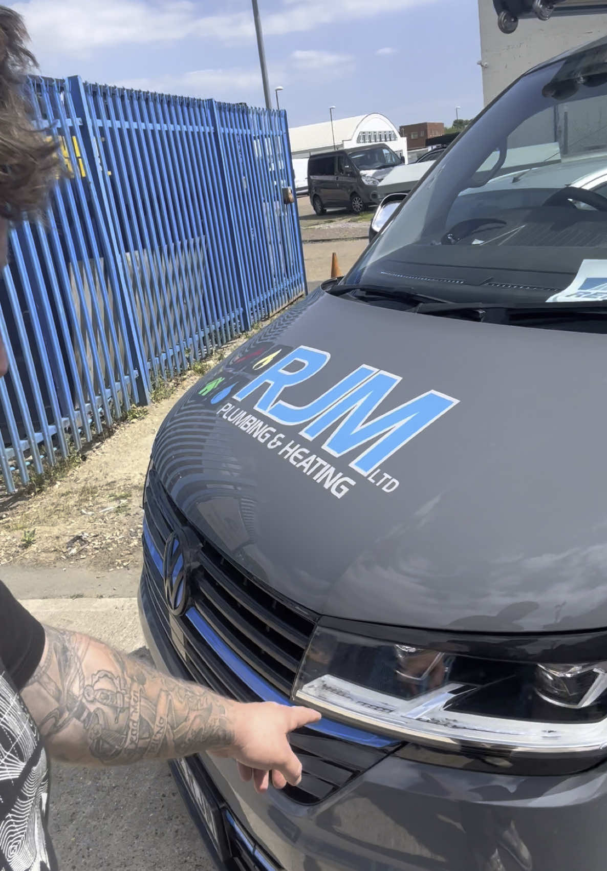 I love this van, honestly one of the nicest ive seen in a while #plumber #plumbing #van 