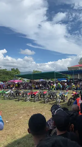 Semoga jangan lewat fyp di kaka🫢🤣 #endurocross  #fffffffffffyyyyyyyyyyypppppppppppp  #crf 