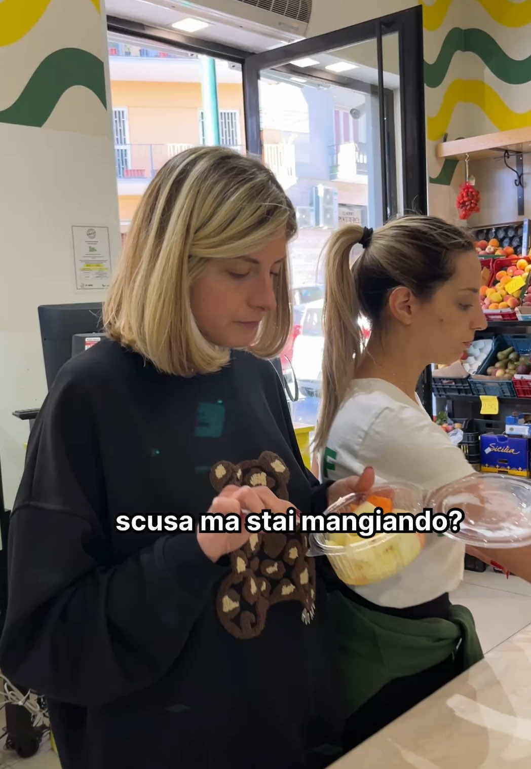 Esaurita per i clienti e la partita del Napoli 😂😂 #fiordifruttanapoli #ironia 