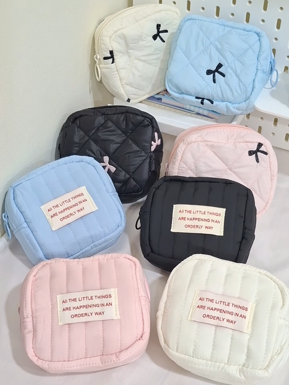 utk makeup, pembalut, charger, dll ukurannya cocok bgt💗😍 #pouchmini #organizer #organizerbag #travelbag #travelorganizer #pouch #pouchmakeup #pouchpembalut #haul 