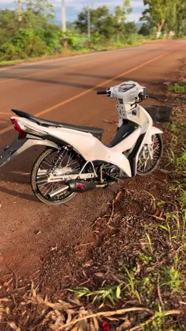 เดิมทุกระบบ😁#ฟีดดดシ #รีโพสต์ให้ที #ท้ายหมู่5🚀 #110iขาวดํา🤍🖤 #ใจหน่อยที่รัก 