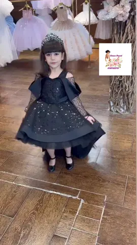 متاحين بكل الالوان والسعر حسب السن ❤️✨
