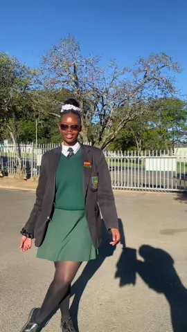 First attempt🤡@Kamogelo Mphela 🎭 @Raizor_Steezy #iparty #partychallenge #dancer #dancingchallenge #dancetok #amapiano #kamomphela 