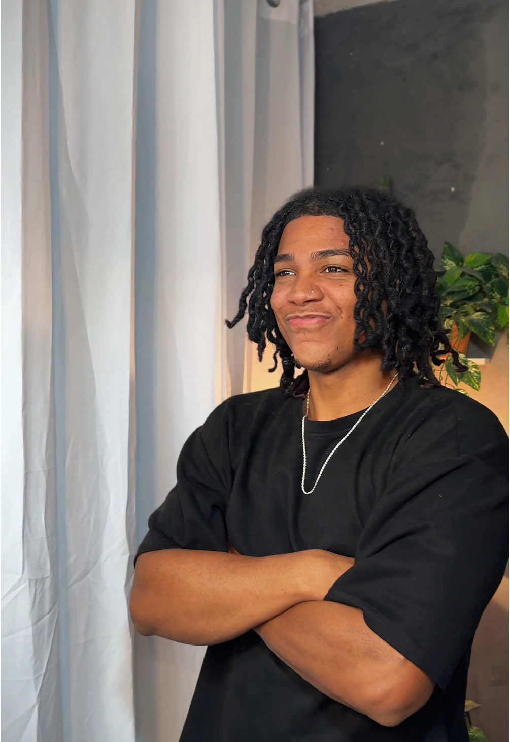 Pós twist de lei 🔥 #fy #fyp #locsgang🌴 #locs #locsjourney #locsstyles 
