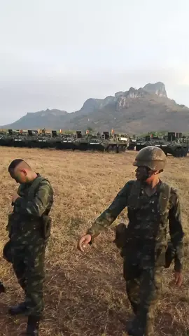 เอ็งคุยกะทภ.2 ไม่รู้เรื่องยังมี ทภ.1,3,4, ให้คุยได้นะมีไรป่าว 💂🏻🇹🇭 #เทรนวันนี้ #ทหารบก #ทหารไทย #ทหารของประชาชน #music #caimbodia 