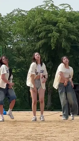 체대땐 역시 핫이슈🤤 #08 #체육대회 #공연 #핫이슈 #fyp 