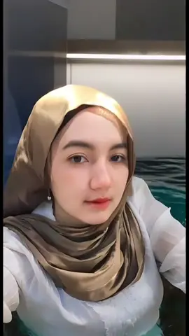 Pedahal udh tertutup AInya ko tau 😶