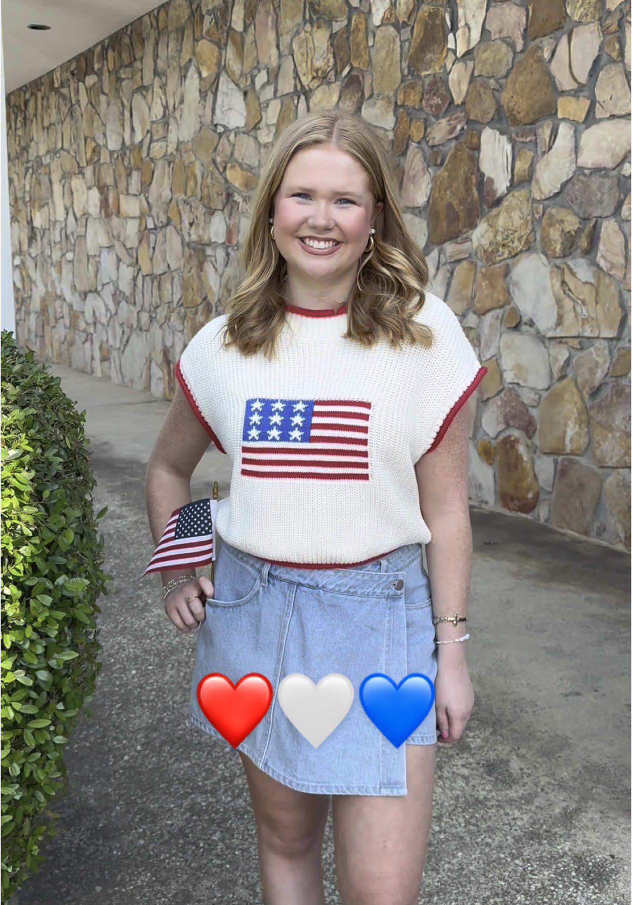 Ready for Summer in our Red, White, and Blue ❤️🤍💙  Shop USA with us at Martin’s! 🇺🇸✨ #martinsfc #cute #memorialday #shopnow #usa #trendy #comfy #foryou #obsessed #style #Love #CapCut 