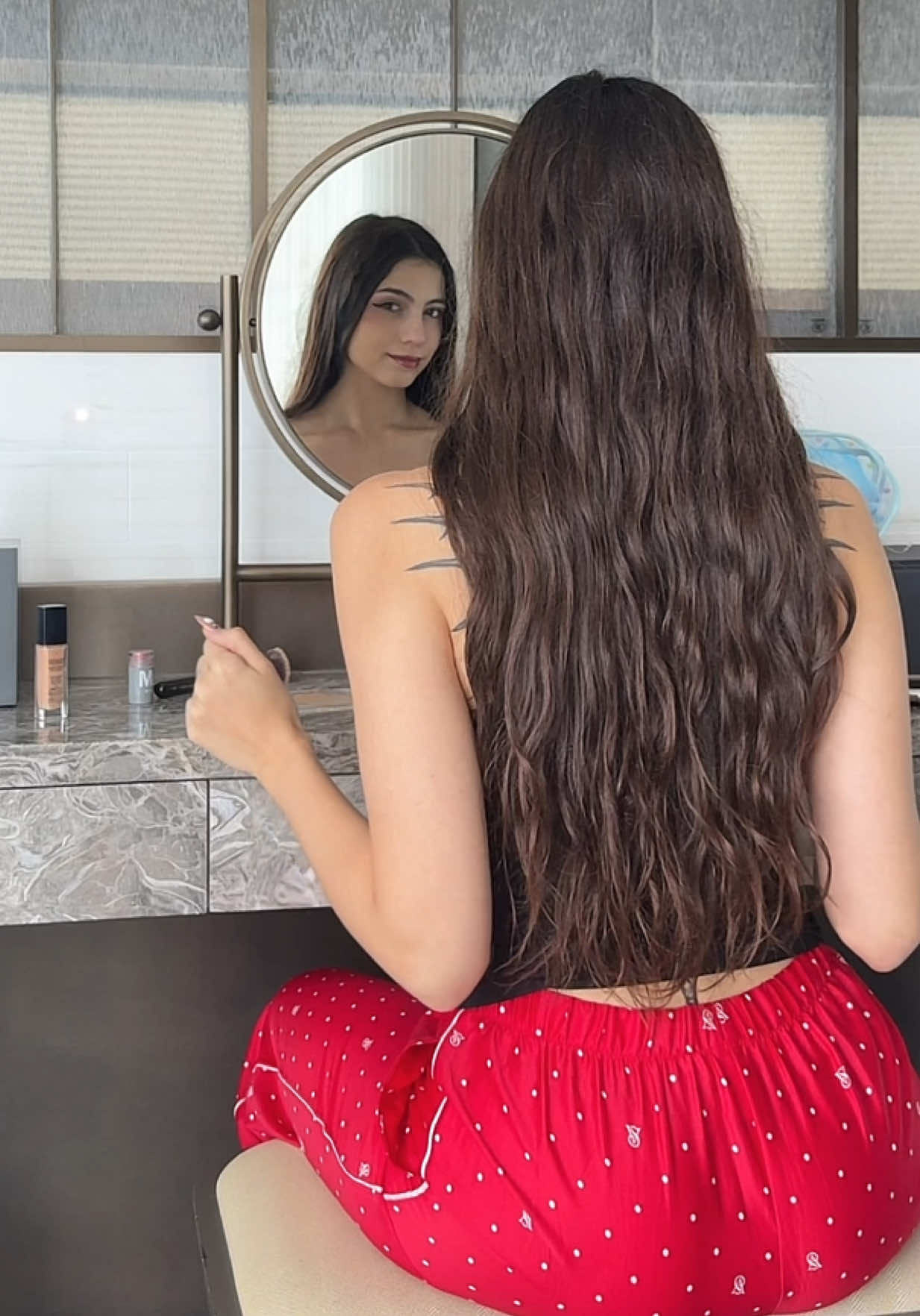 Ando en un hotelcito lindo en China, queria mostrarles un poquito mi rutina :D