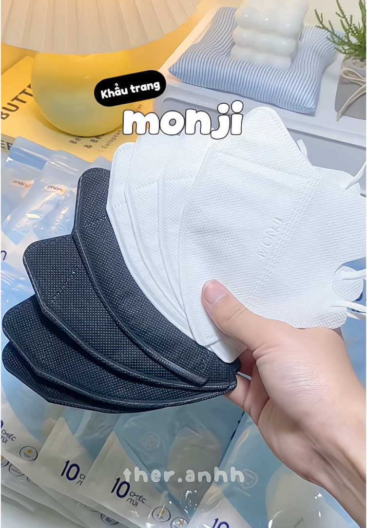 Thứ không thể thíu của tui mỗi khi ra đường 😷#khautrang #khautrang5d #monji #khautrangmonji #unboxing #fyp 