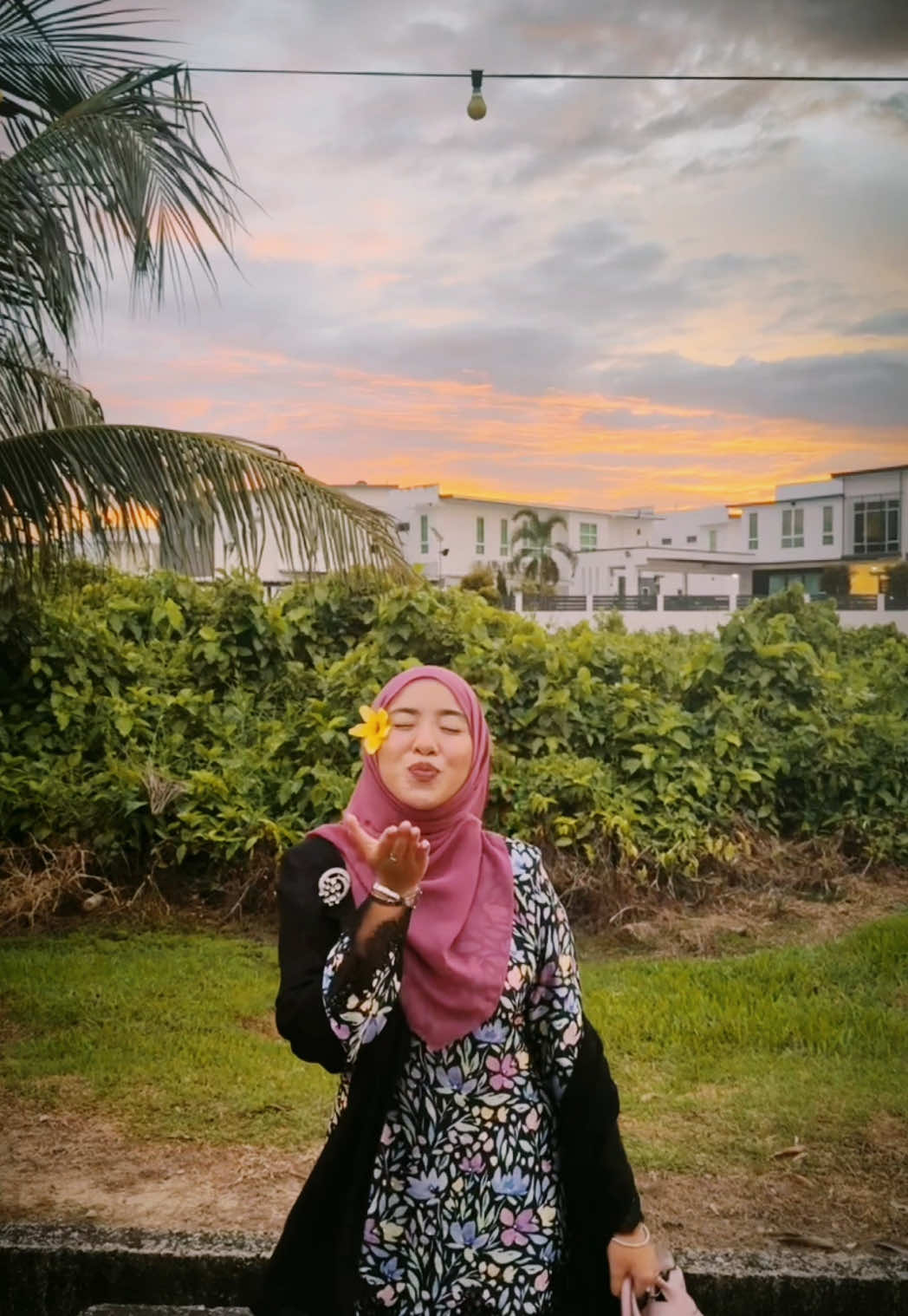 awas nanti jatuh cinta..... 