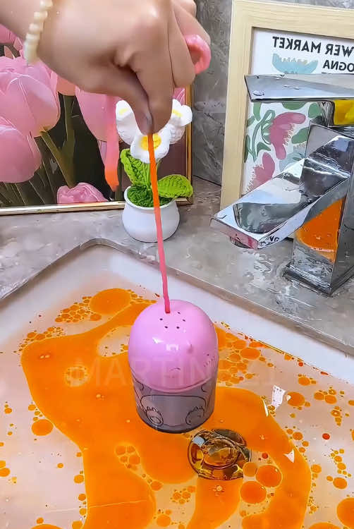 Botella de limpiador de inodoro en forma de dinosaurio lindo, limpiador del depósito del inodoro del baño con fragancia de mar, jazmín y melocotón. #inodoro #recipiente #limpiador #botella #adorable #dinosaurio #forma  #baño #depósito