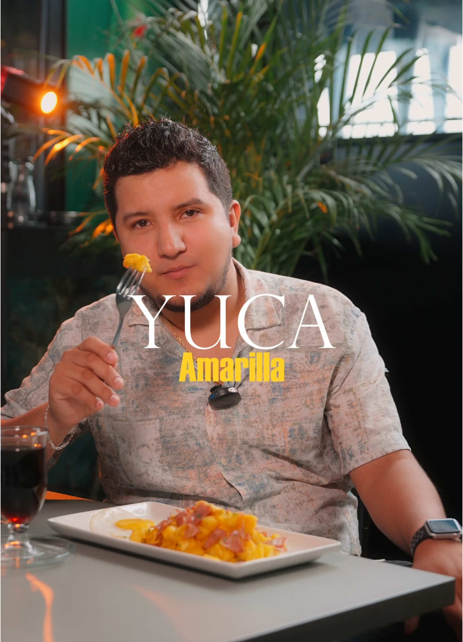 ¿Ya probaste las famosas Yucas Amarillas de @amazonas_rooftop? ✨ Doradas y con ese sabor que te hace volver… ¡una delicia para arrancar el día como se debe! 🍽️ Te esperamos desde las 8:00 a.m. con desayunos llenos de sabor ☕🍳 Ya tenemos almuerzos 🥘 y como siempre, las noches con la mejor vista de Lago Agrio 🌇 ¡Despierta tu antojo desde temprano! #DesayunosAmazonas #YucasAmarillas #AmazonasRooftop #LagoAgrioConSabor #lagoagrio_ecuador🇪🇨 