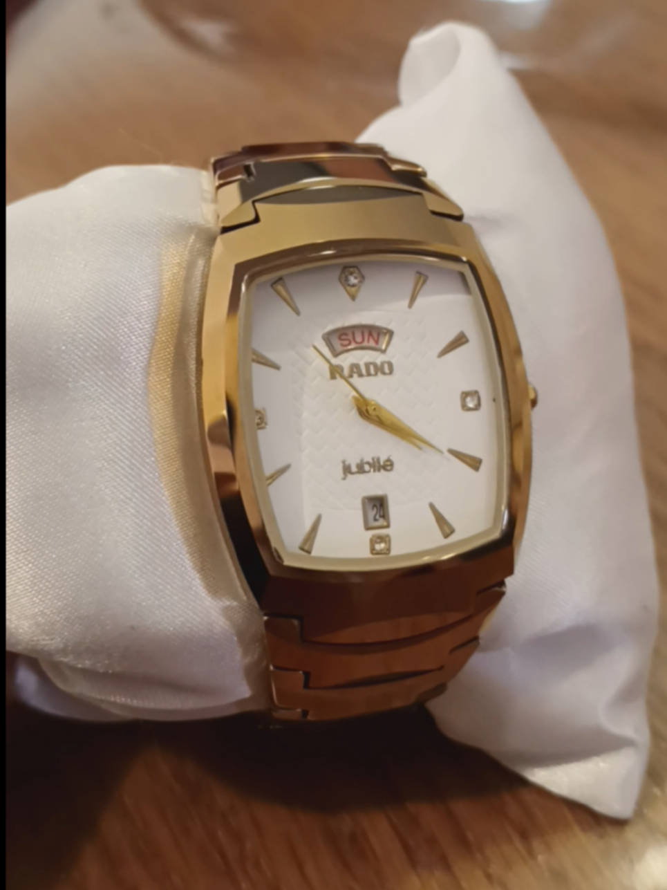 #rado #jubile #Lifestyle #watch #gold 