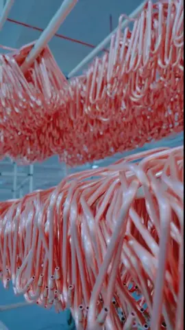 This is red copper #china #foryou #hvac #aireacondicionado #newex #airconditioner #factory #fabrica #copper 