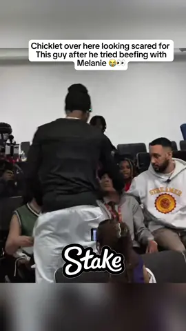 Chicklet over here looking scared for  This guy after he tried beefing with Melanie 😭👀 #chicklet #tylil #fyp #viral #streameruniversity 