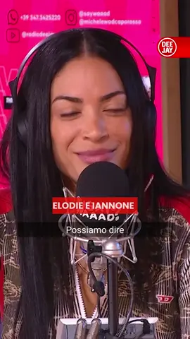 Ospite a Say Waaad?!? per presentare l'album 
