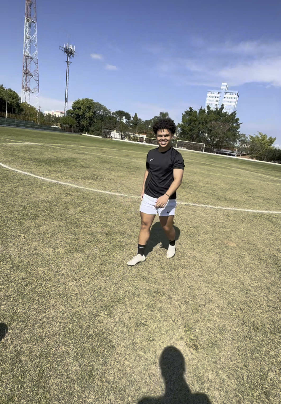 me respeita @espanhol__98 🤯😵‍💫 #fy #futebol #foryou #jogador 