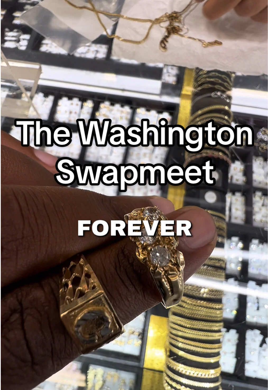 One of my favorite places in the world the Washington swap meet #swapmeet #jewelry #gold 
