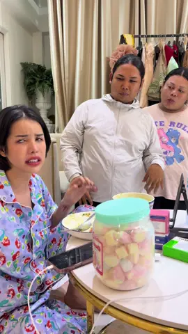 อีพวกนี้มาบ้านทีไรเดือดร้อนทุกที5555