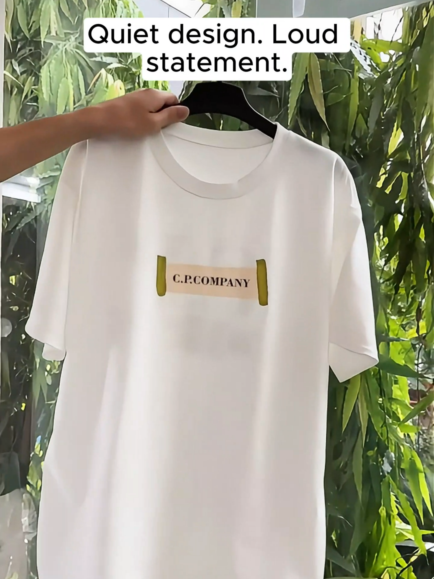 Clean look – everyday flex done right. Subtle but sharp. #graphictee #minimalstyle #EverydayFlex #UKStreetStyle #MenswearDrop #StreetwearEssentials #TrendFit2025 #ShopSmartUK #FYP