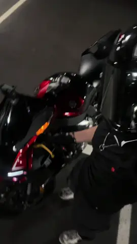 money talks #biker #biketok #bikerboy #BookTok #motorcycle 