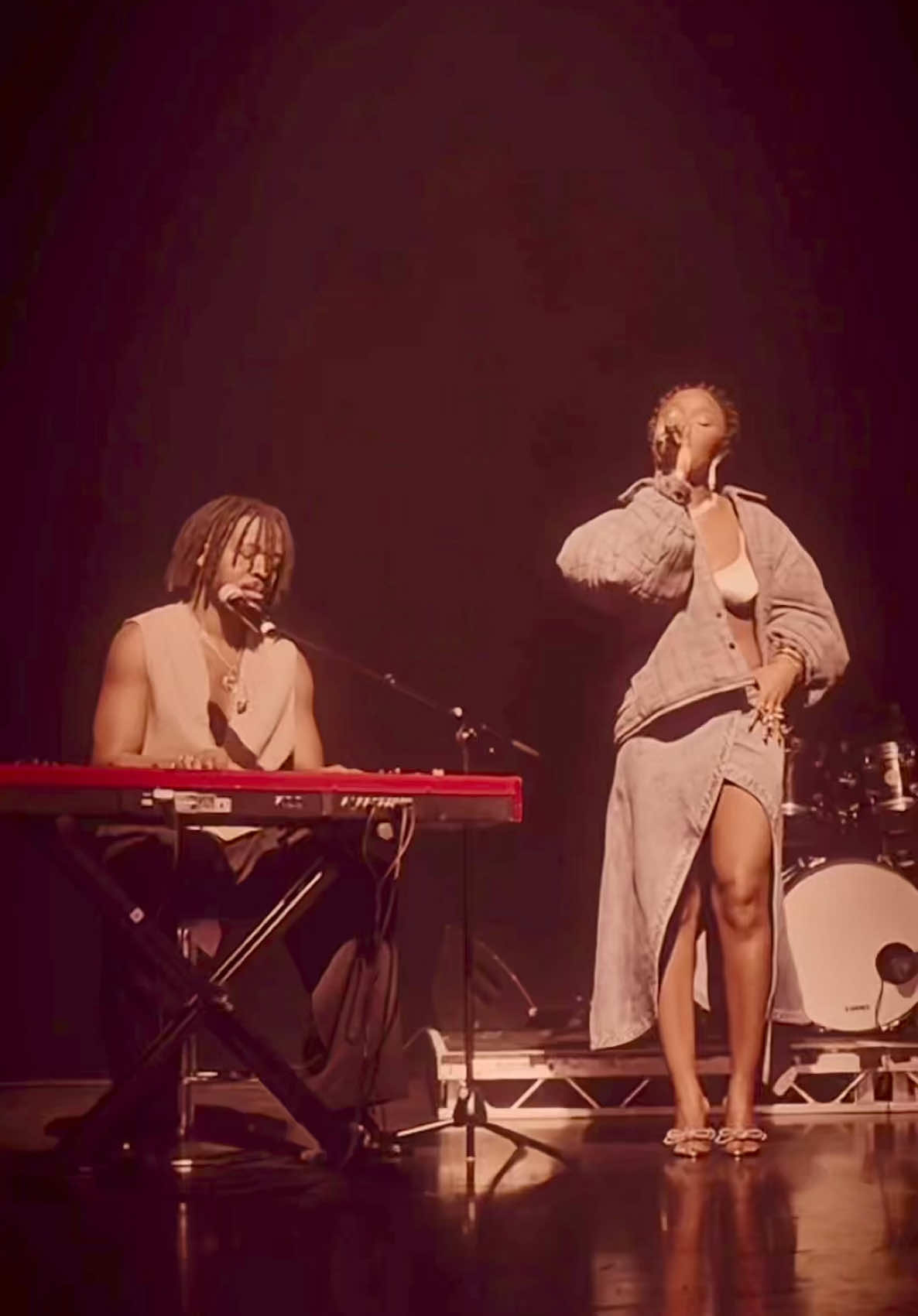 It was such a pleasure to have my lil sis @Starrgirl⭐️ at our first ever Johnny’s Room Live London. Her voice is one of the purest gifts I’ve ever witnessed