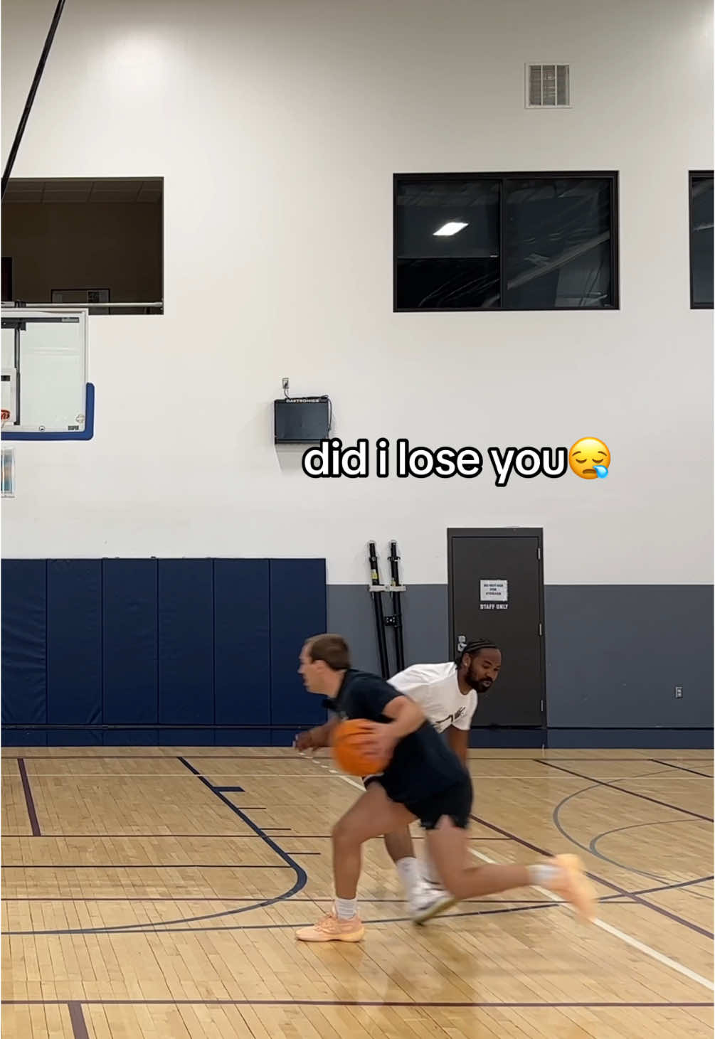 HOOPIN CONTENT IS BACK #basketball #sneakers #fyp 
